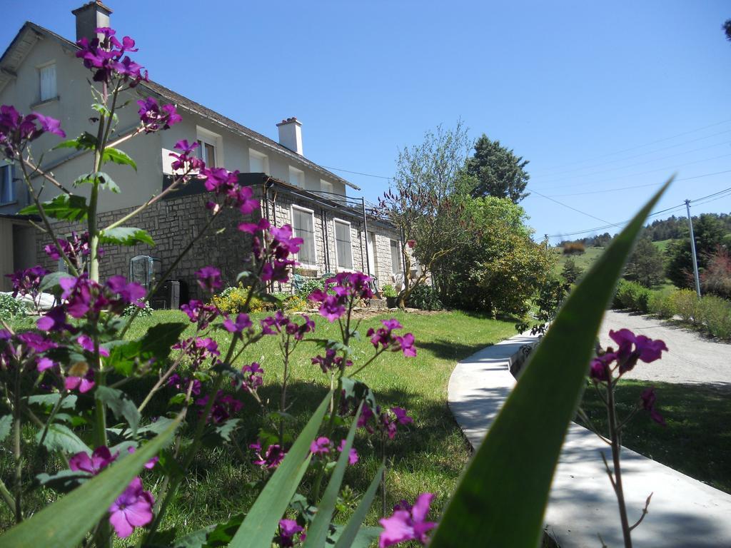 Chez Louis Chambres D'Hotes A La Ferme La Canourgue Exterior foto