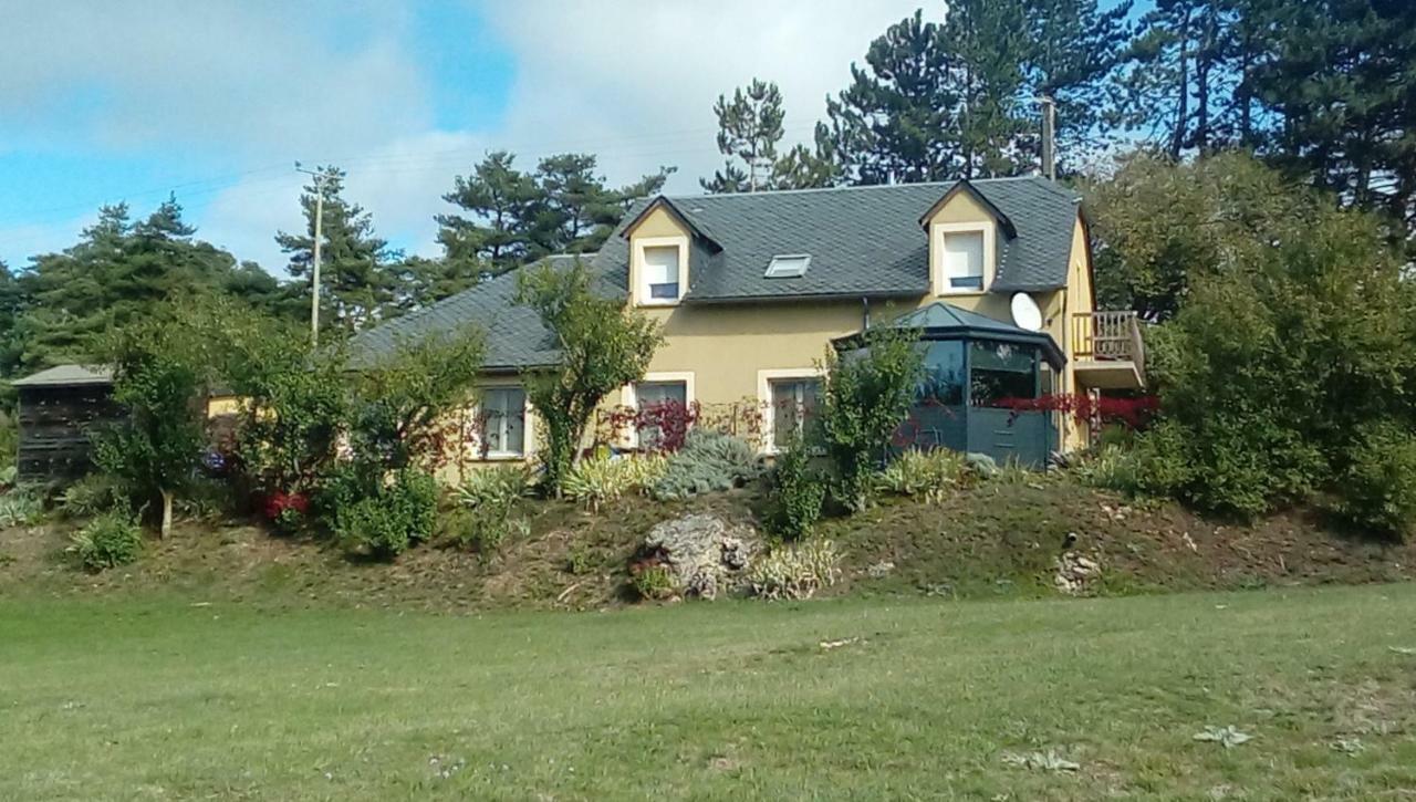 Chez Louis Chambres D'Hotes A La Ferme La Canourgue Exterior foto